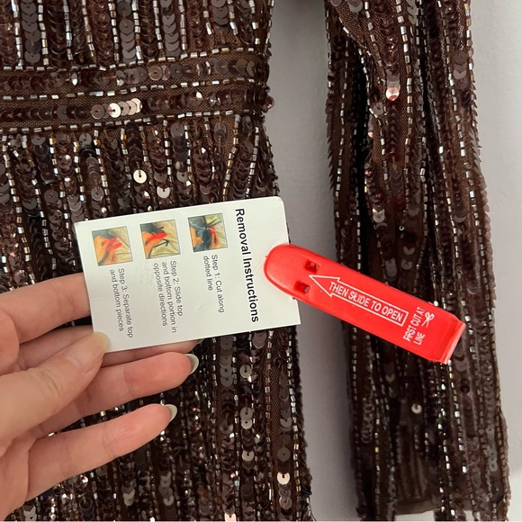 NWT Mac Duggal 93625 Long Sleeve Sequin Mini Dress - Picture 14 of 17